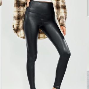 ARITZIA LEATHER DARIA TIGHTS
